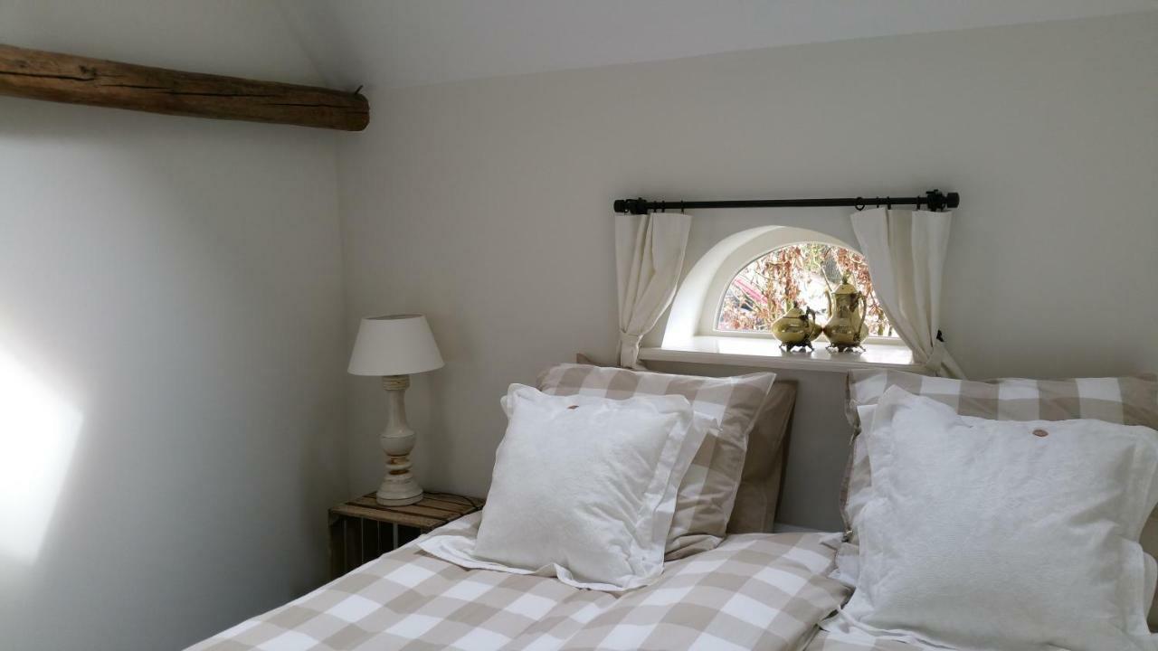 Bij Saar Bed & Breakfast Zwinderen Exterior photo